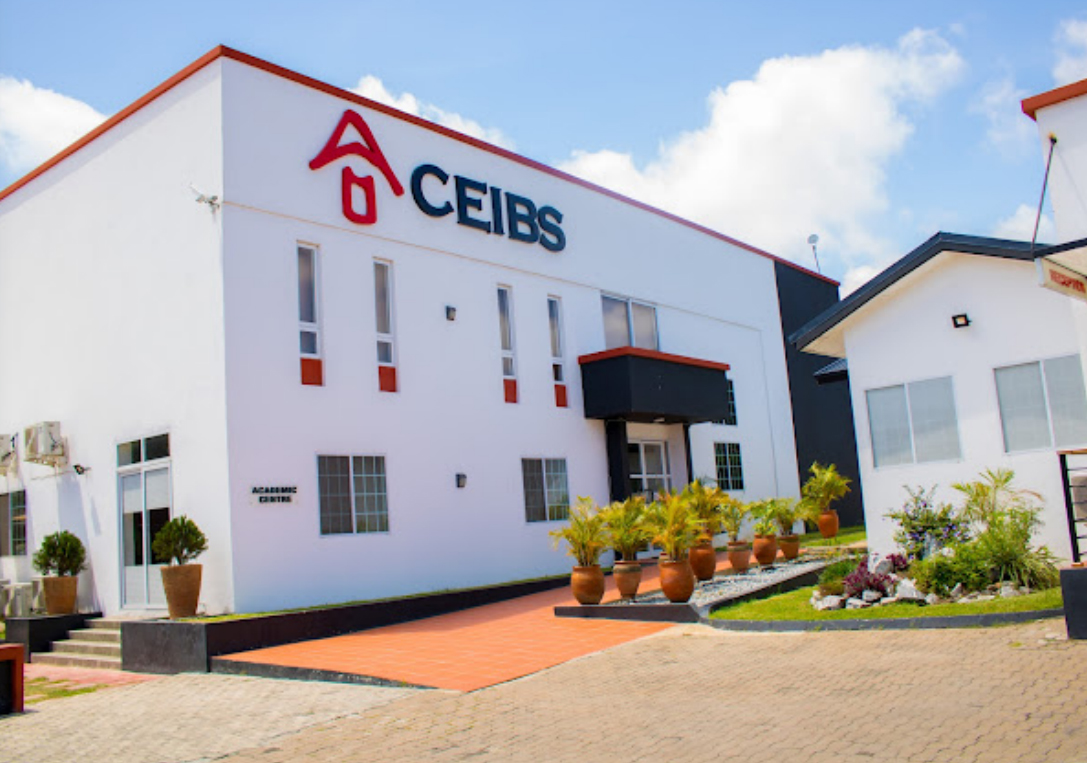 Shule ya Biashara ya Kimataifa ya Uchina ya LSHE ya China (CEIBS)